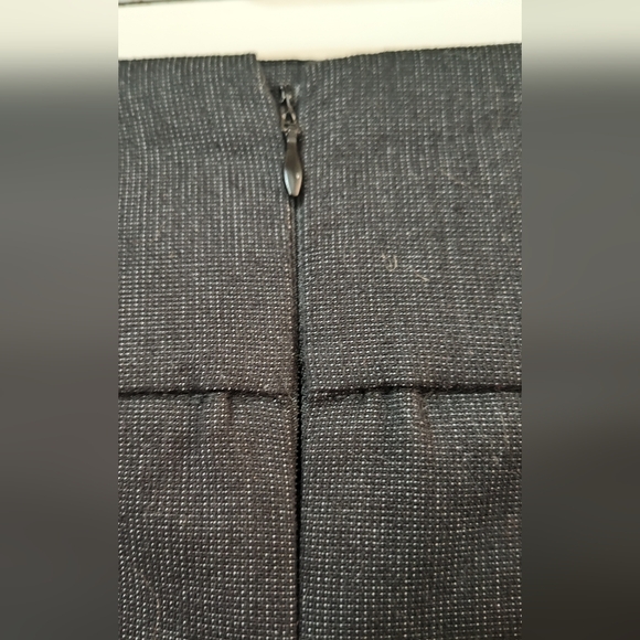 NWT Rampage lightweight pencil skirt with ruffled hem Size 3 - Picture 7 of 8